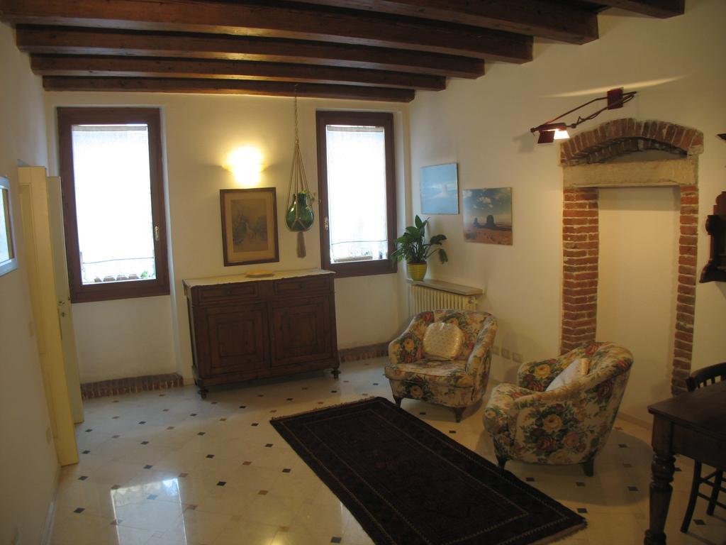 Ferienwohnung Residenza Carducci Centro Storico Verona Zimmer foto