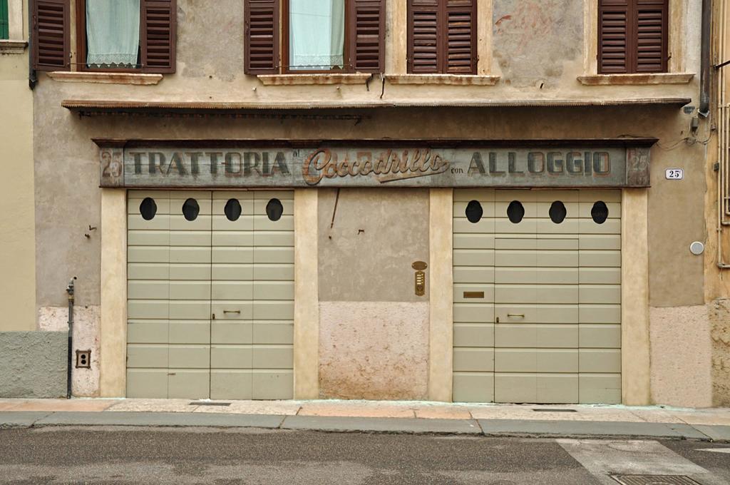 Ferienwohnung Residenza Carducci Centro Storico Verona Zimmer foto